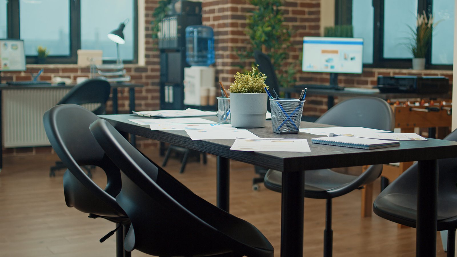 Office furniture supplier in India selection guide