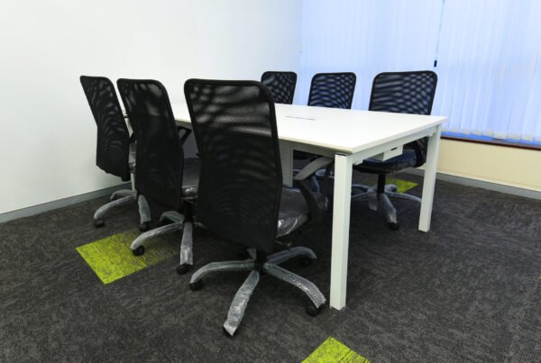 How to Set Up Flexible Workspaces with Modular Furniture